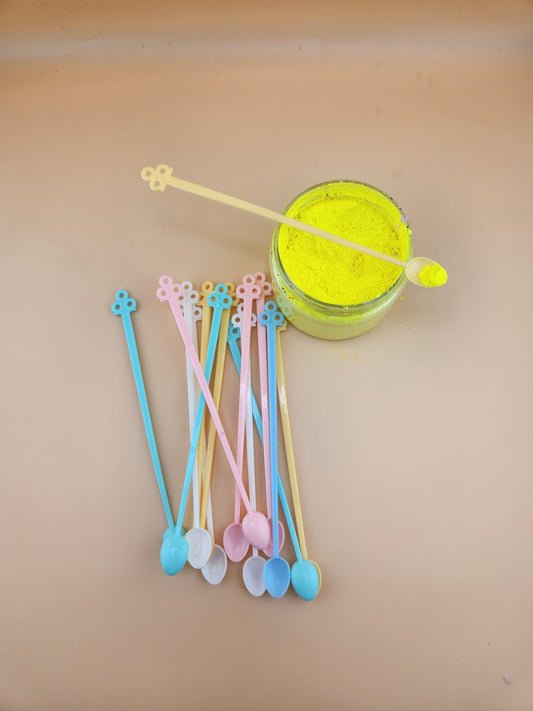 10 Mica scoop spoons